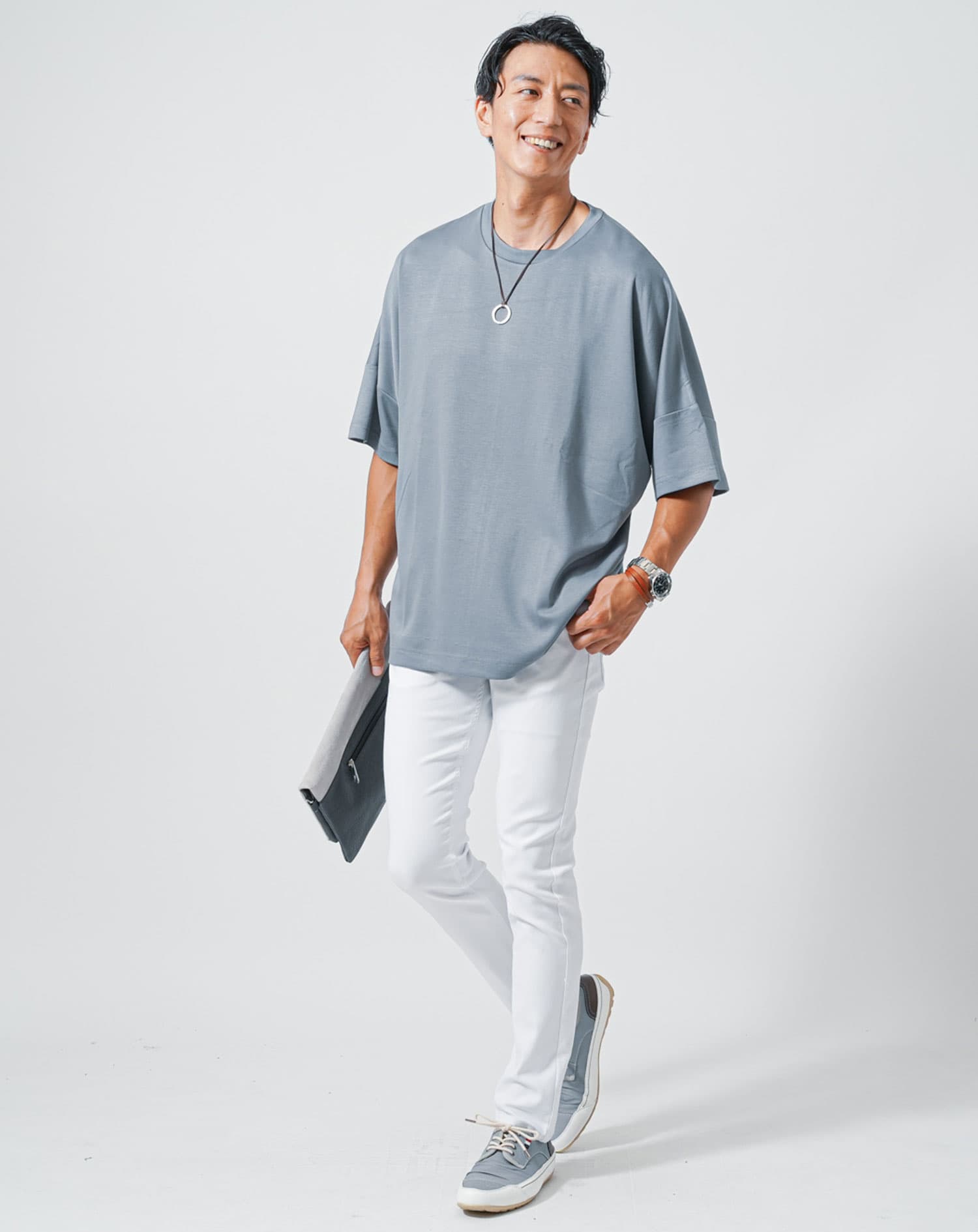 大人のゆったりTシャツ