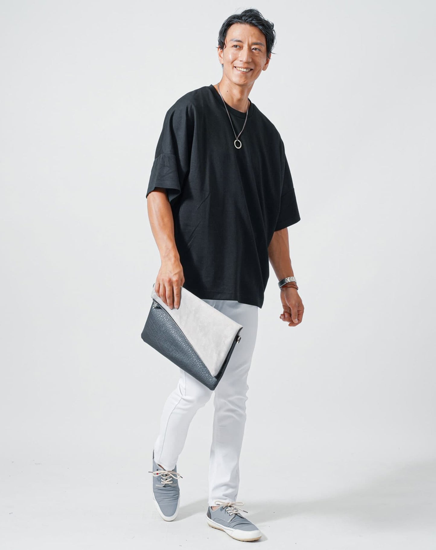 大人のゆったりTシャツ