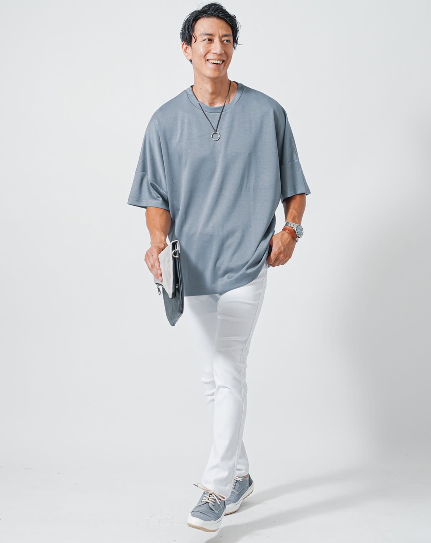 大人のゆったりTシャツ