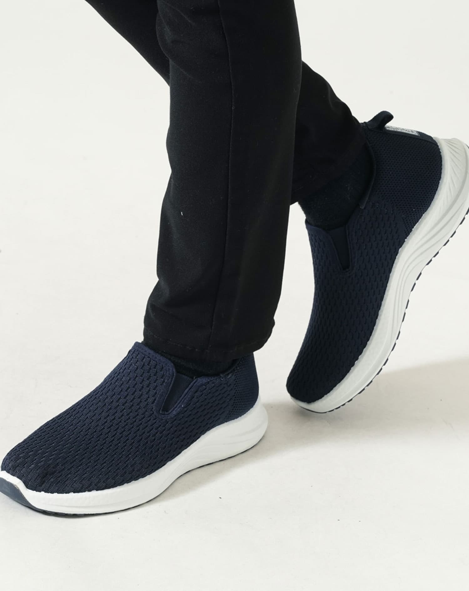 ハンズフリースリッポンスニーカー