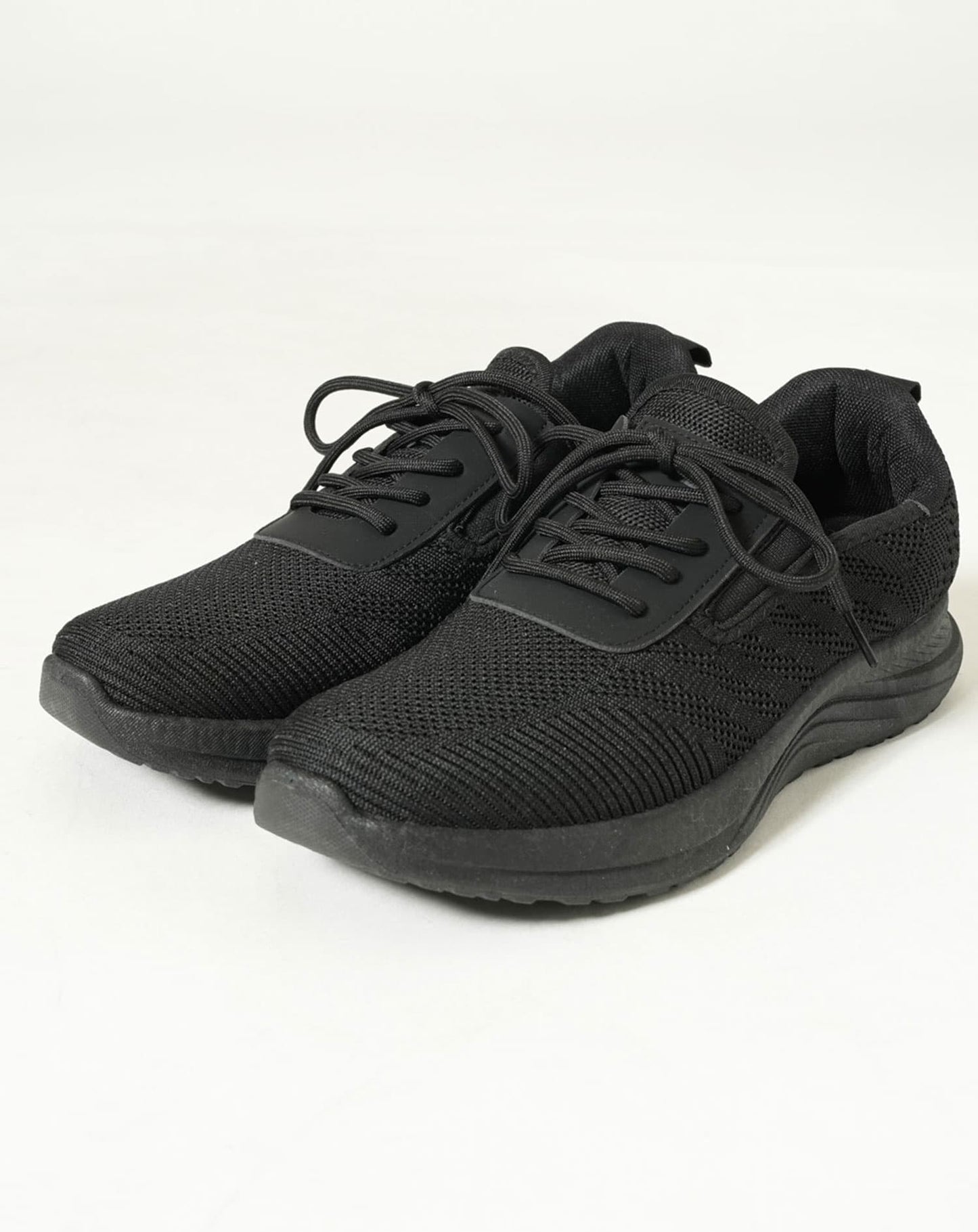 ハンズフリーレースアップスニーカー