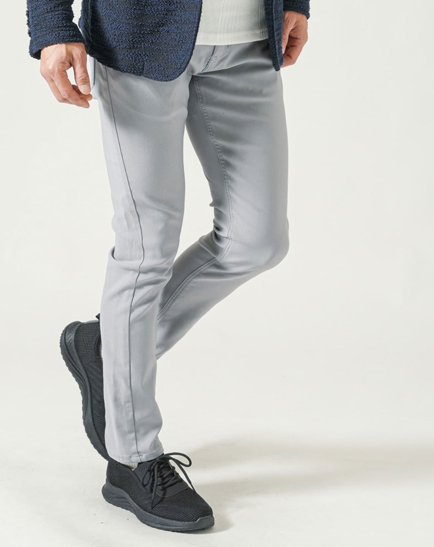 ハンズフリーレースアップスニーカー