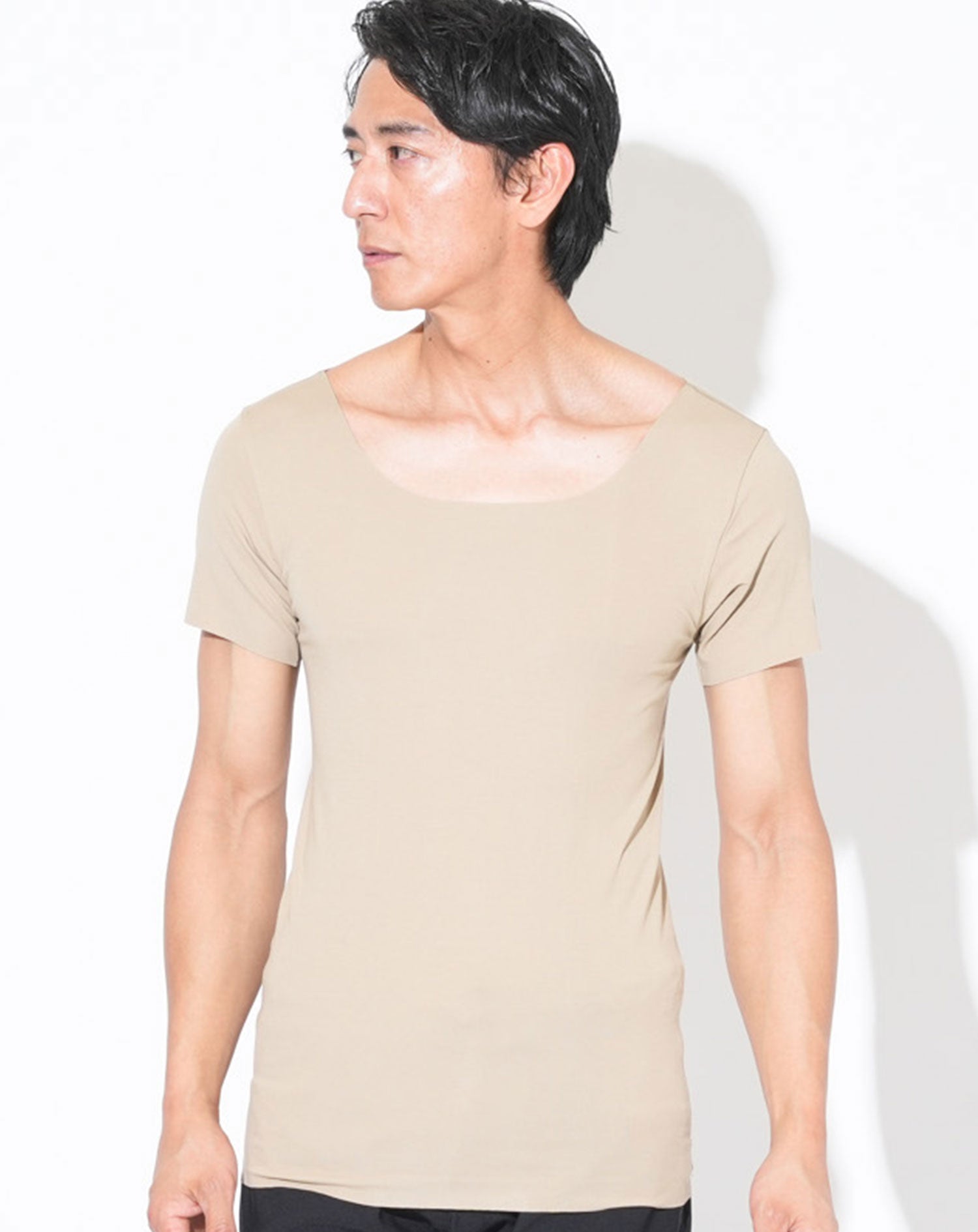 Tシャツ専用インナー　汗取りパット付きカットオフUネック短半袖Tシャツ