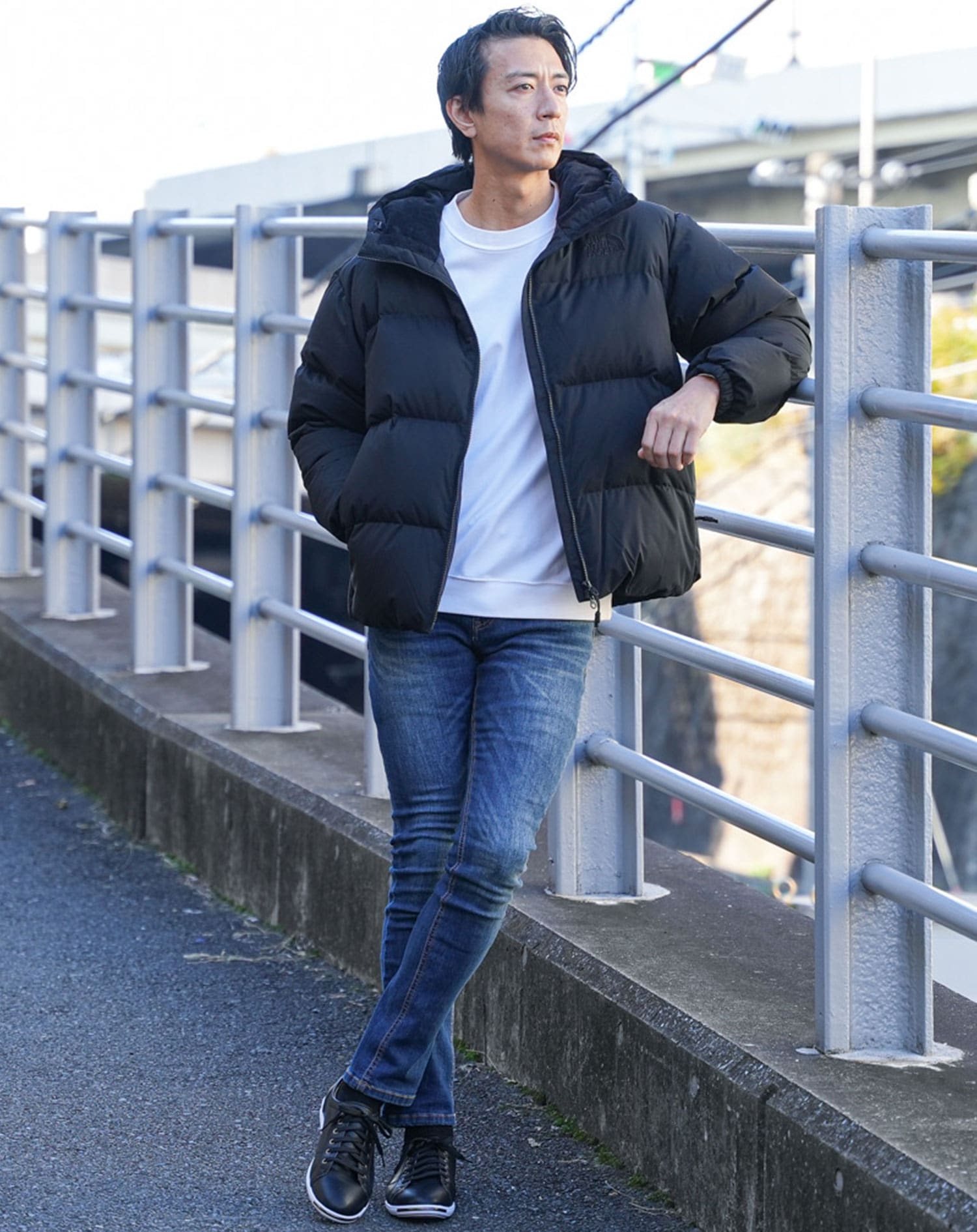 ブラック　H183cmW63kg 着用サイズ:Ｌ