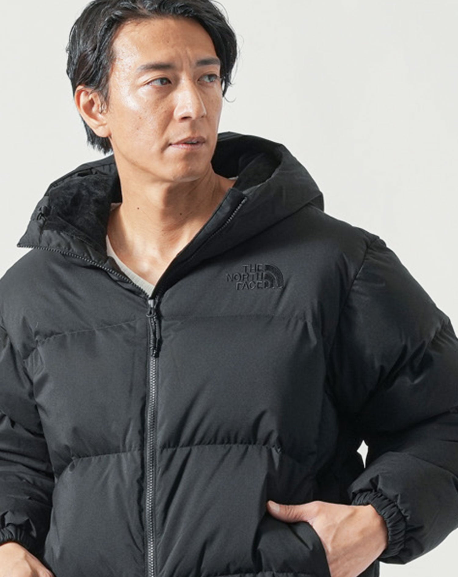 ザ・ノース・フェイス(THE NORTH FACE)フード付きフリームーブダウンジャケット