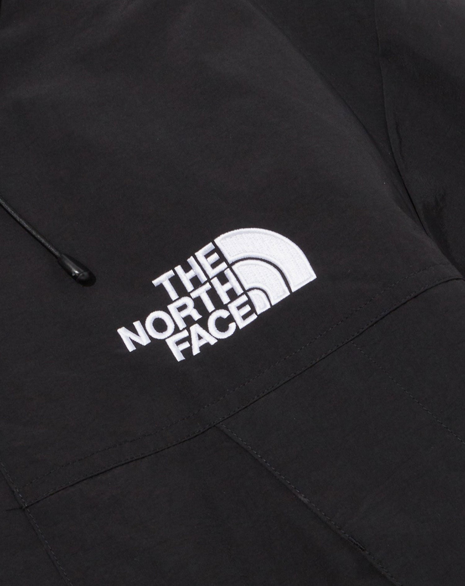 ザ・ノース・フェイス(THE NORTH FACE) マルティスマウンテンパーカー マウンテンパーカー ジャケット メンズ おしゃれ おすすめ 人気 ブランド 着こなし コーデ 種類 アウター カジュアル トレンド 流行り アウトドア スポーツ