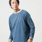 30代メンズ冬の3点コーデセット　グレーダウンジャケット×ブルー長袖Tシャツ×黒スリムチノパンツ
