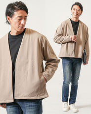 30代メンズ3点コーデセット ベージュ長袖ノーカラージャケット×黒長袖Tシャツ×ネイビースリムデニム パンツ