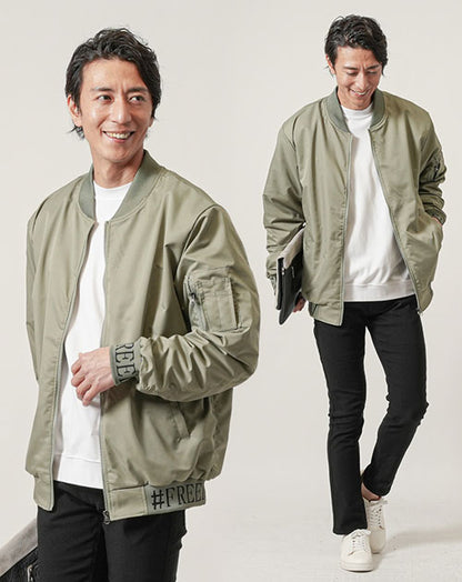 30代メンズ3点コーデセット　カーキ長袖MA-1ジャケット×白長袖Tシャツ×黒スリムテーパードチノパンツ