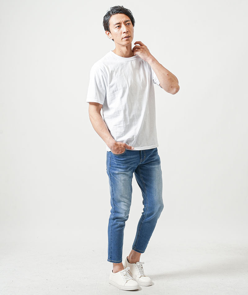 30代メンズ夏の3点コーデセット　黒半袖オーバーサイズシャツ×白半袖Tシャツ×ブルーアンクルデニムパンツ
