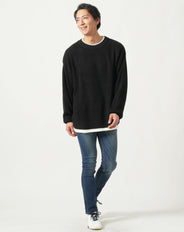 30代メンズ全身3点コーデセット　黒長袖ニットTシャツ×グレー長袖ニットTシャツ×ネイビーデニムパンツ