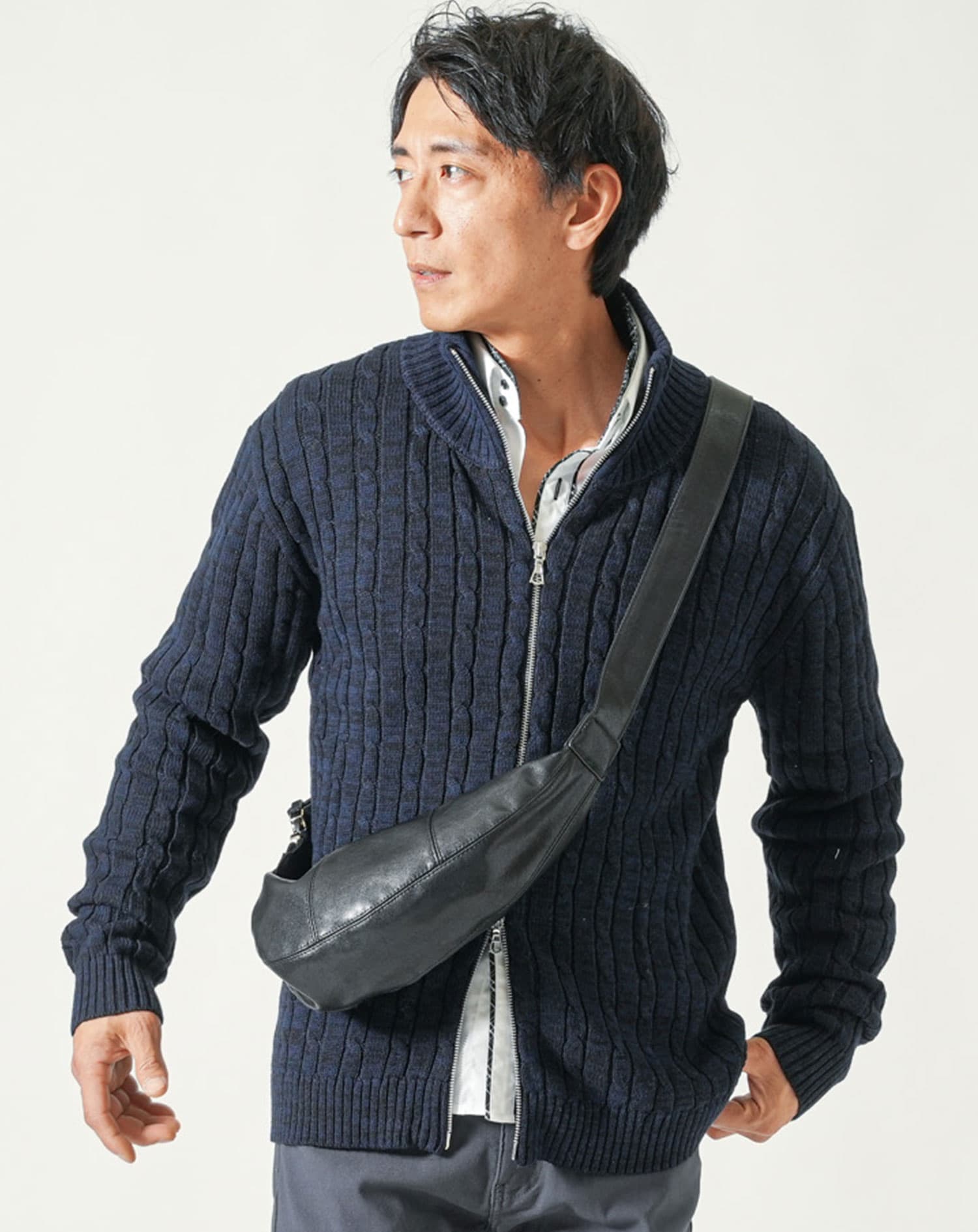 PUレザーボディバッグ