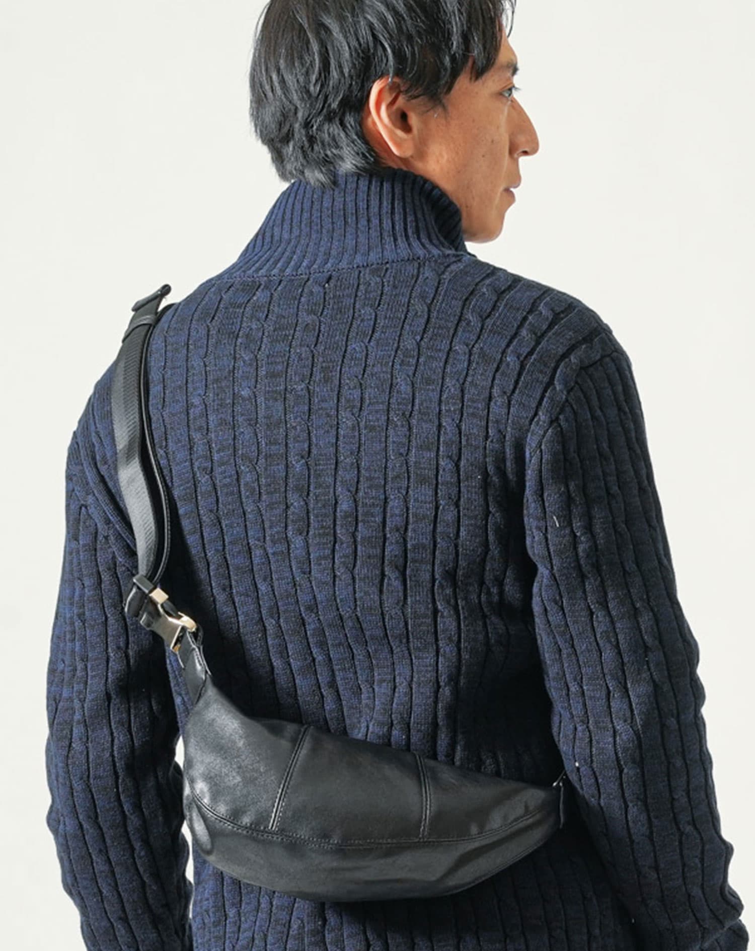 PUレザーボディバッグ