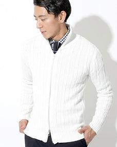 ケーブル編み込みジップアップスタンドニットアウター