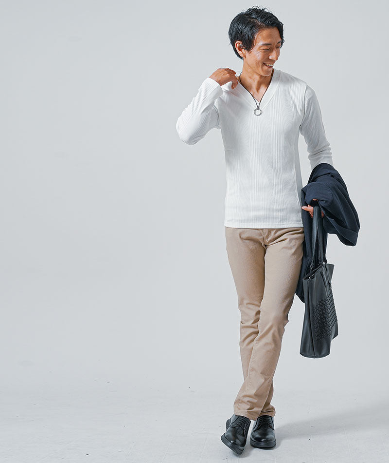 40代メンズ3点コーデセット　ネイビー長袖テーラードジャケット×白長袖Tシャツ×ベージュスリムチノパンツ