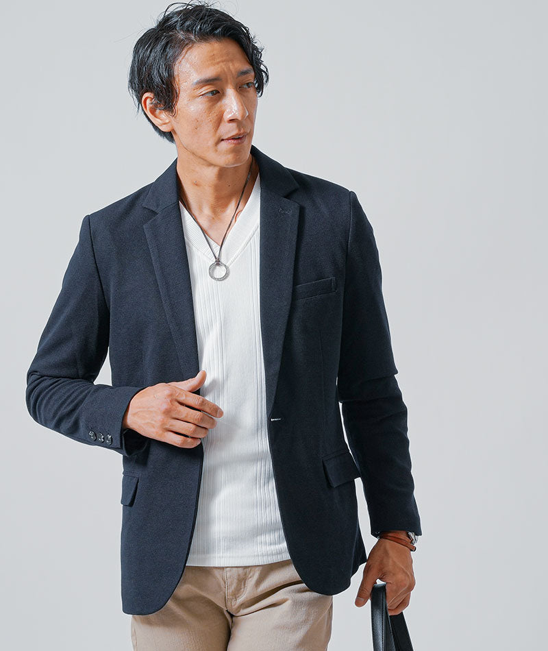 40代メンズ3点コーデセット　ネイビー長袖テーラードジャケット×白長袖Tシャツ×ベージュスリムチノパンツ