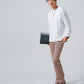 40代メンズ3点コーデセット　黒パーカー×白長袖Tシャツ×ベージュブーツカットチノパンツ
