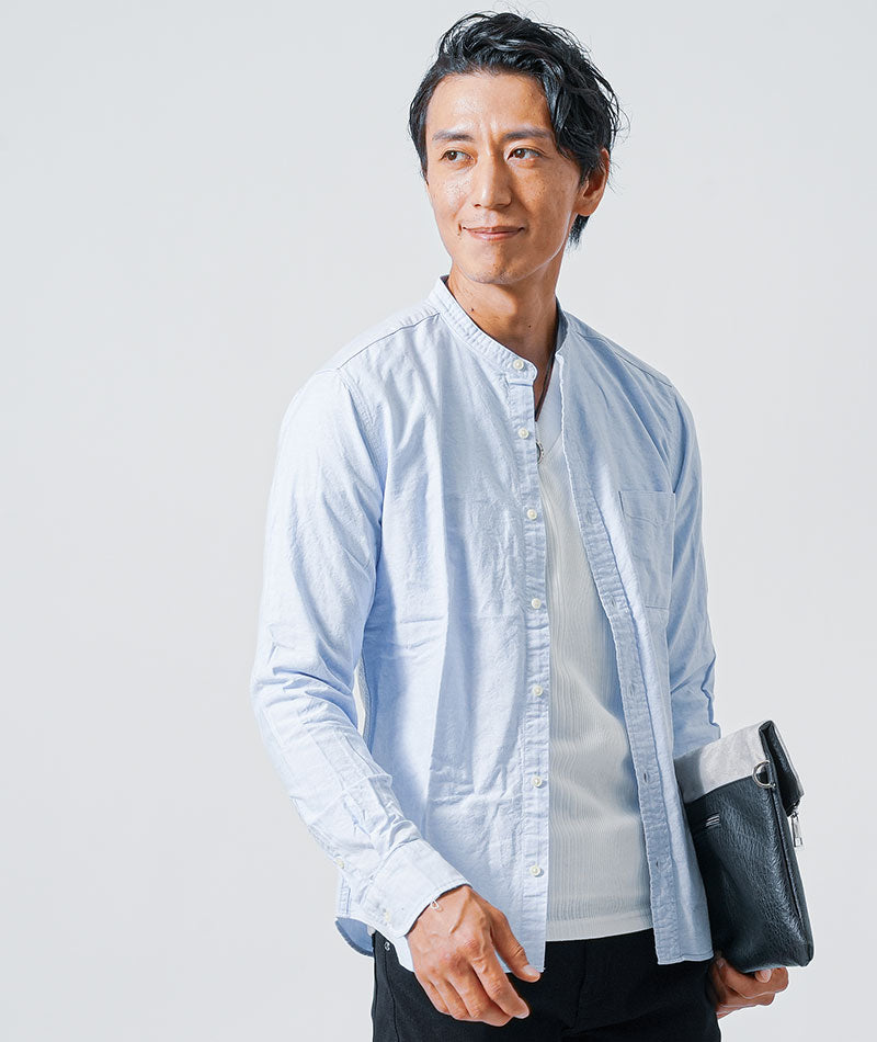 40代メンズ3点コーデセット　日本製サックス長袖バンドカラーシャツ×白長袖袖Tシャツ×黒スリムチノパンツ
