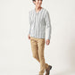40代メンズ冬の3点コーデセット　ネイビーダウンジャケット×白長袖Tシャツ×ベージュスリムチノパンツ