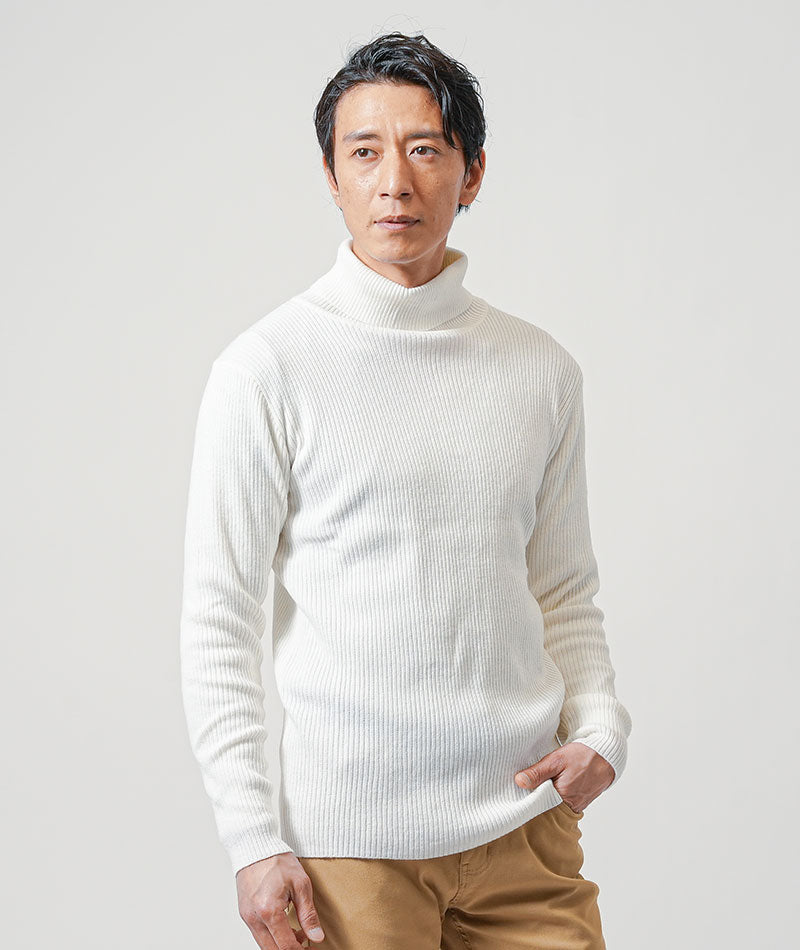 40代メンズ3点コーデセット　ネイビー長袖ジャケット×白タートルネックニット×ベージュスリムチノパンツ