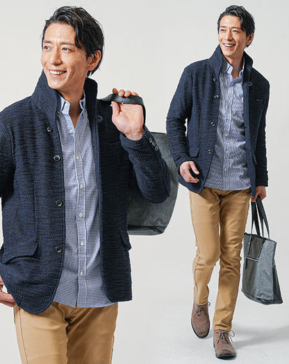 40代メンズ3点コーデセット　ネイビー長袖ジャケット×ブルー長袖ギンガムチェックシャツ×ベージュスリムチノパンツ