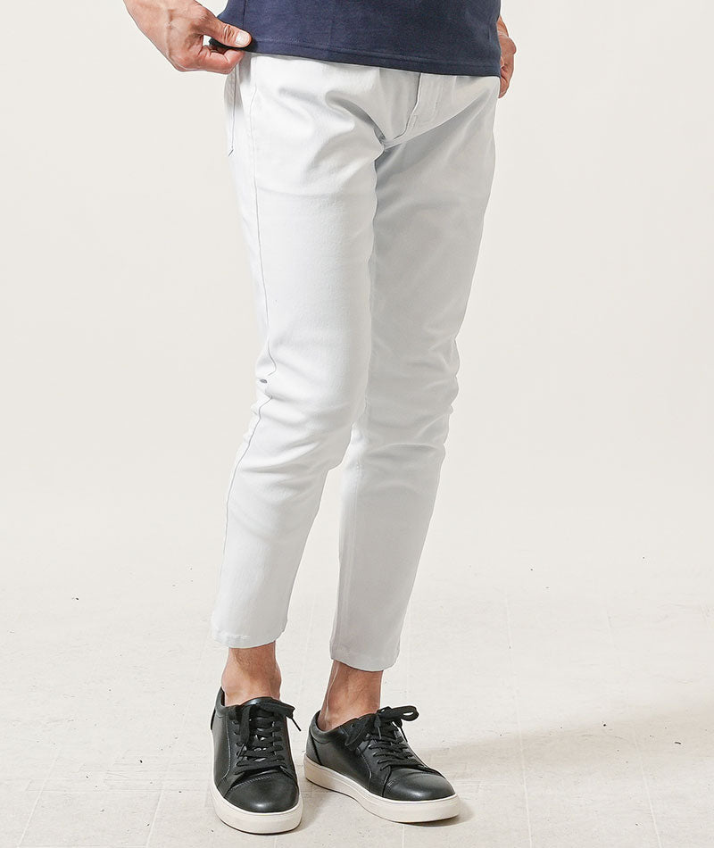 40代メンズ夏の3点コーデセット　ダークブルー5分袖カーディガン×ネイビー半袖Tシャツ×白スリムアンクルチノパンツ
