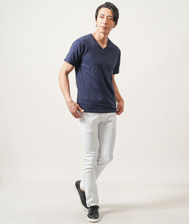 40代メンズ3点コーデセット　グレー5分袖カーディガン×ネイビー半袖Tシャツ×白スリムテーパードチノパンツ