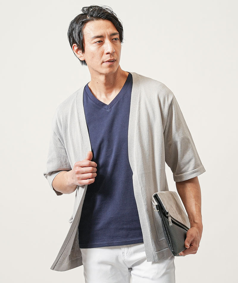 40代メンズ3点コーデセット　グレー5分袖カーディガン×ネイビー半袖Tシャツ×白スリムテーパードチノパンツ