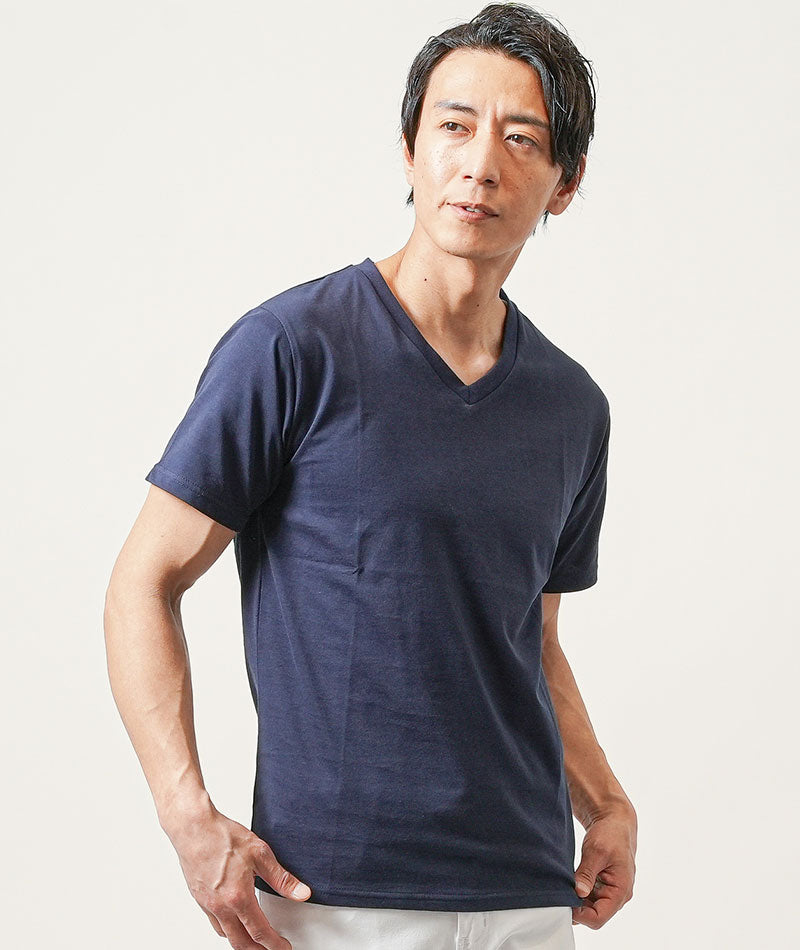 40代メンズ3点コーデセット　グレー5分袖カーディガン×ネイビー半袖Tシャツ×白スリムテーパードチノパンツ