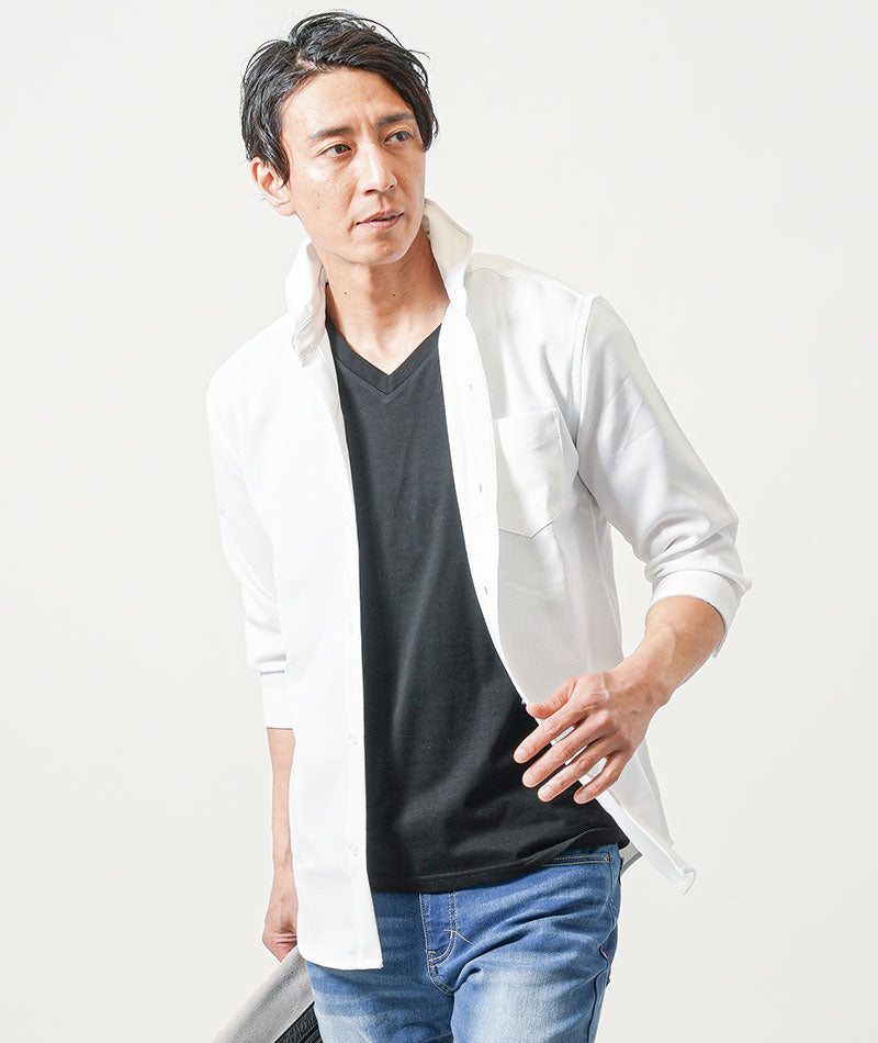 40代メンズ3点コーデセット　白7分袖シャツ×黒半袖VネックTシャツ×ブルーアンクルデニムパンツ