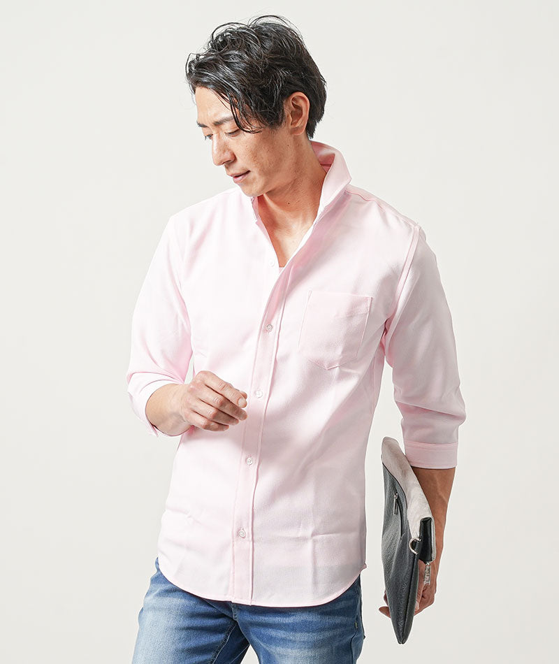 40代メンズ夏の3点コーデセット　ピンク7分袖シャツ×白タンクトップ×ブルーアンクルデニムパンツ