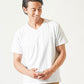 40代メンズ夏の3点コーデセット　ネイビー7分袖ロングカーディガン×白半袖Tシャツ×ベージュアンクルチノパンツ
