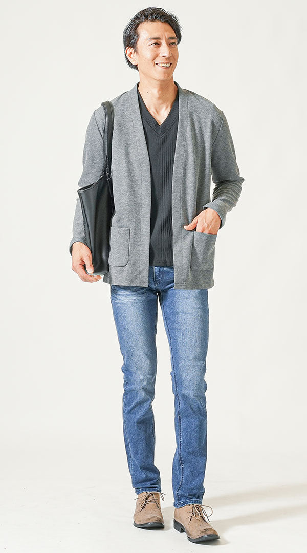 メンズにおすすめの気温23度に適したカーディガンとデニムのシンプルコーディネート