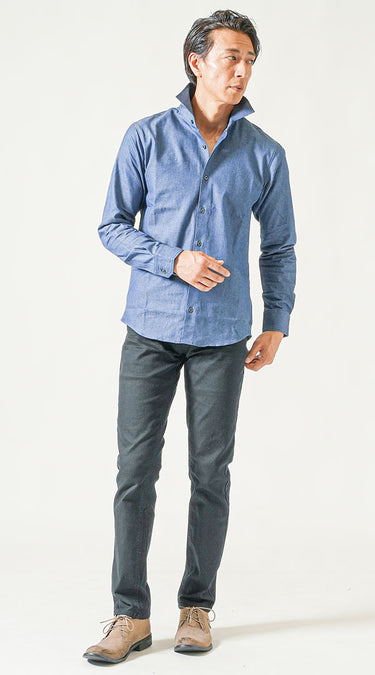 シャツ×黒パンツのメンズコーデ