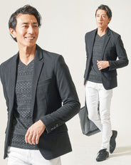 40代メンズ春服全身3点コーデセット 黒テーラードジャケット×黒ジャガードVネックTシャツ×白テーパードパンツ