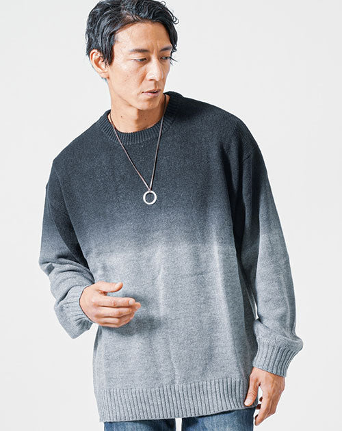 オーバーサイズグラデーション染め長袖クルーネックニット