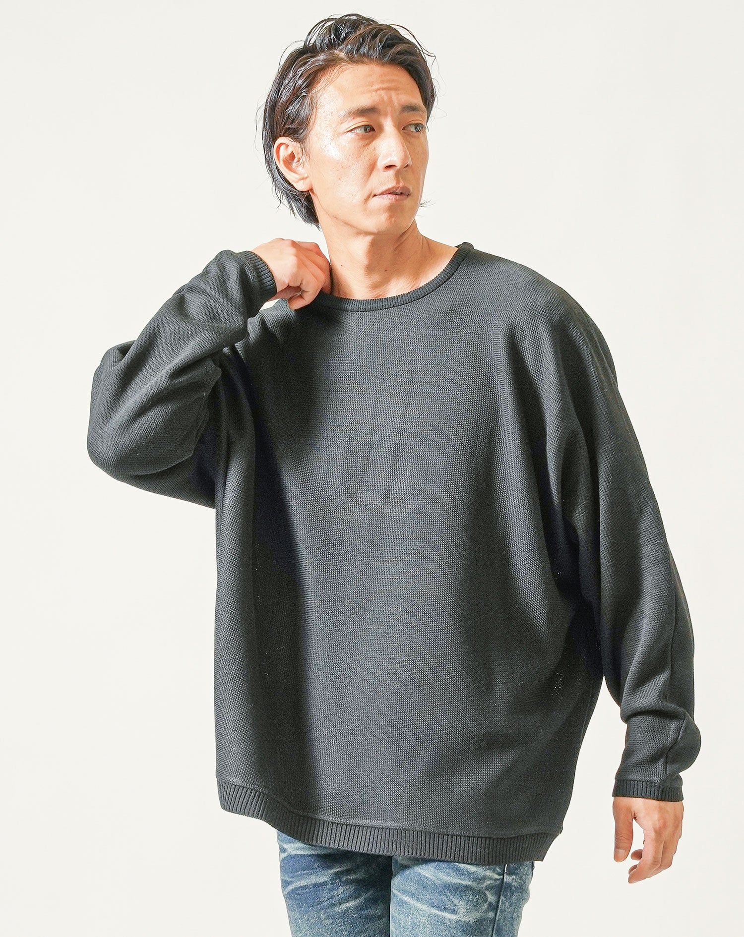 【イネド】オーバーサイズニット（9号）セーター ラウンドネック 日本製 ゆったり