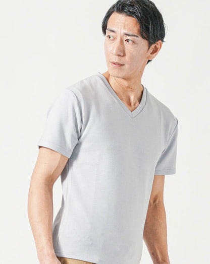 接触冷感＆乳首が透けにくいスリムフィット半袖VネックTシャツ