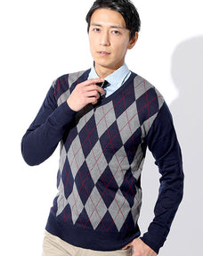 アーガイル柄Vネックニットセーター