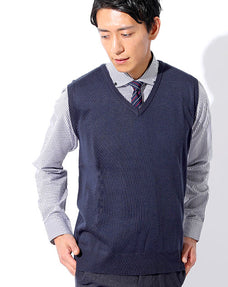 ドライタッチシンプルVネックニットベスト