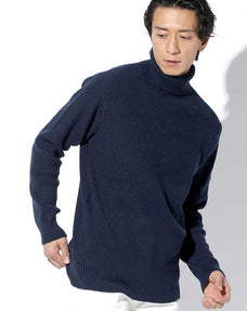 形態安定ワッフル編みゆったりシルエットタートルネックニットセーター