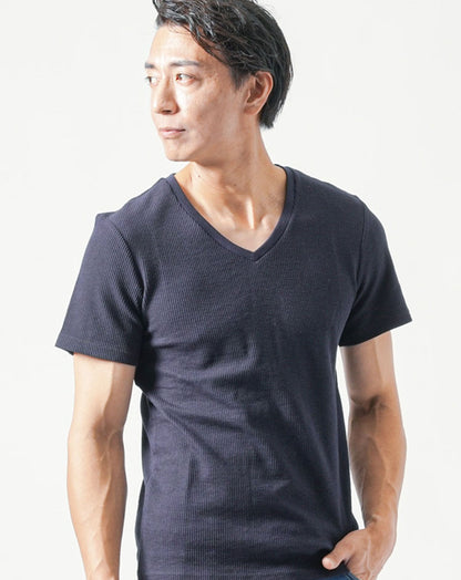 ワッフル素材スリムフィット半袖VネックTシャツ