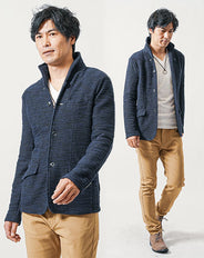 50代の男性におすすめ3点メンズコーデセット ネイビー長袖ジャケット×白長袖Tシャツ×ベージュスリムチノパンツ