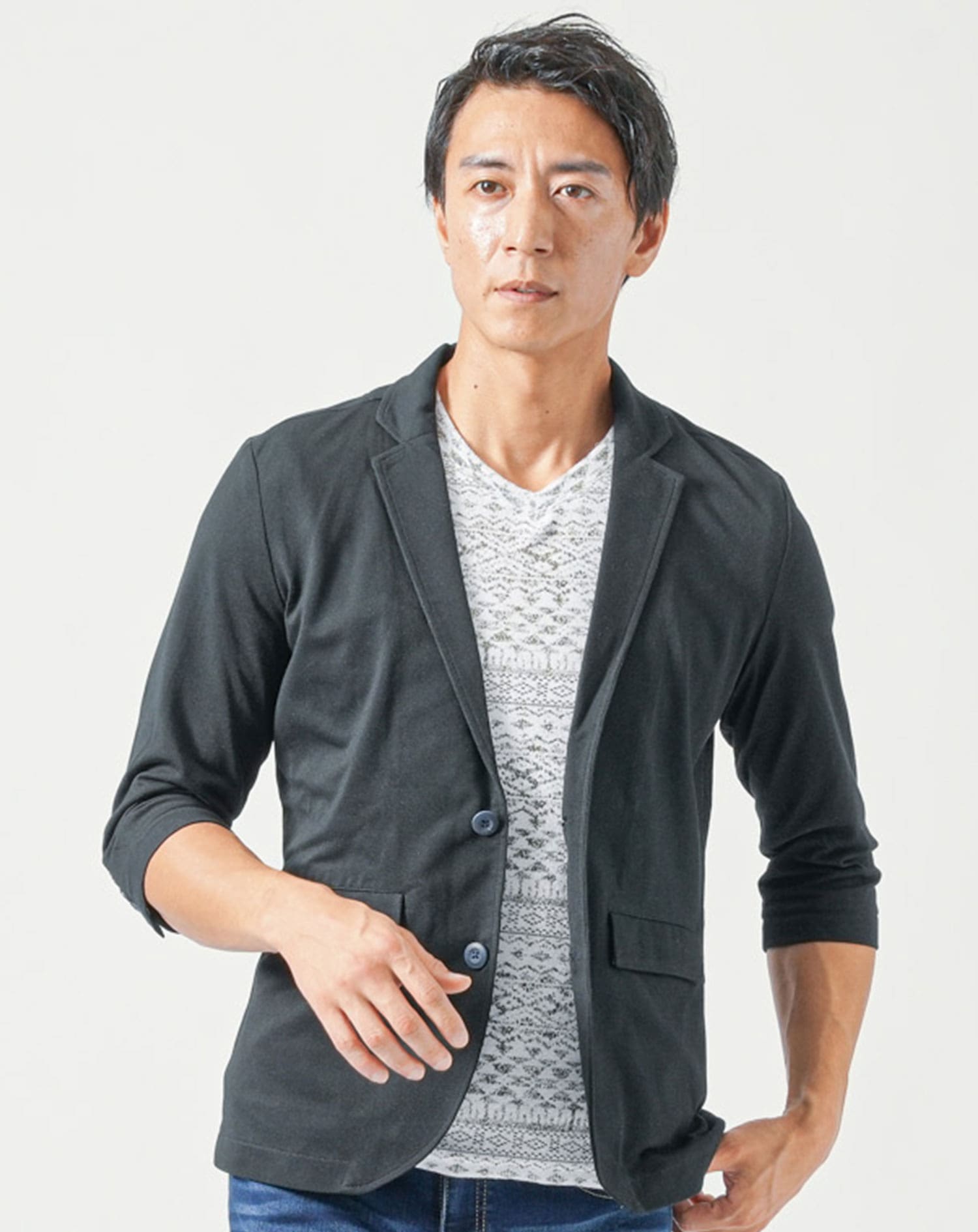 50代メンズ夏服3点コーデセット　黒7分袖テーラードジャケット×白半袖Tシャツ×ブルーアンクルデニムパンツ