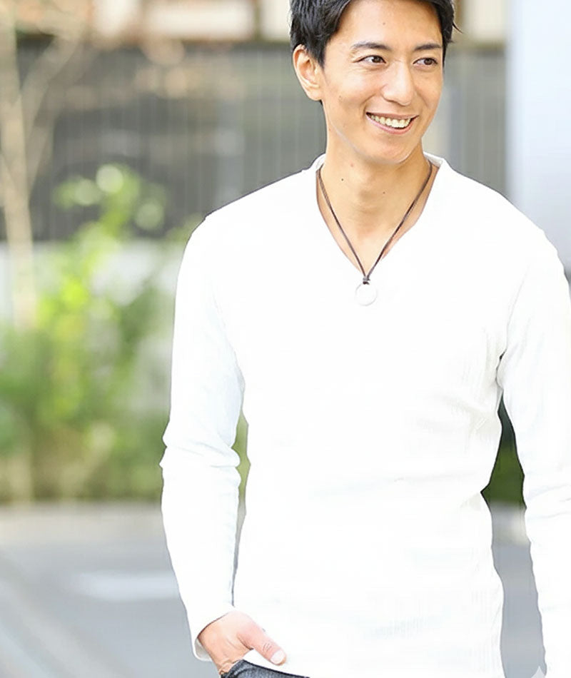 50代メンズ全身3点コーデセット　黒長袖カーディガン×白長袖Tシャツ×グレーストレッチチノパンツ