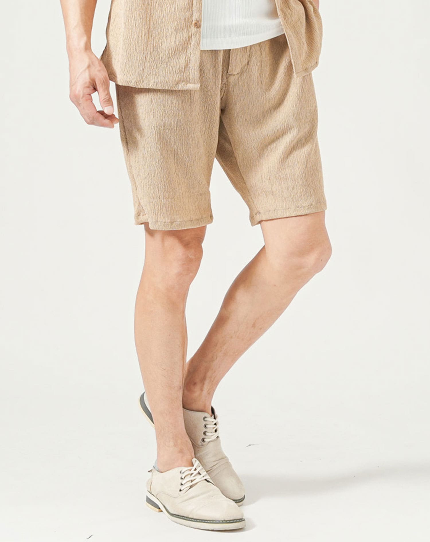 ベージュ(ハーフパンツ)　H183cmW63kg 着用サイズ:Ｌ