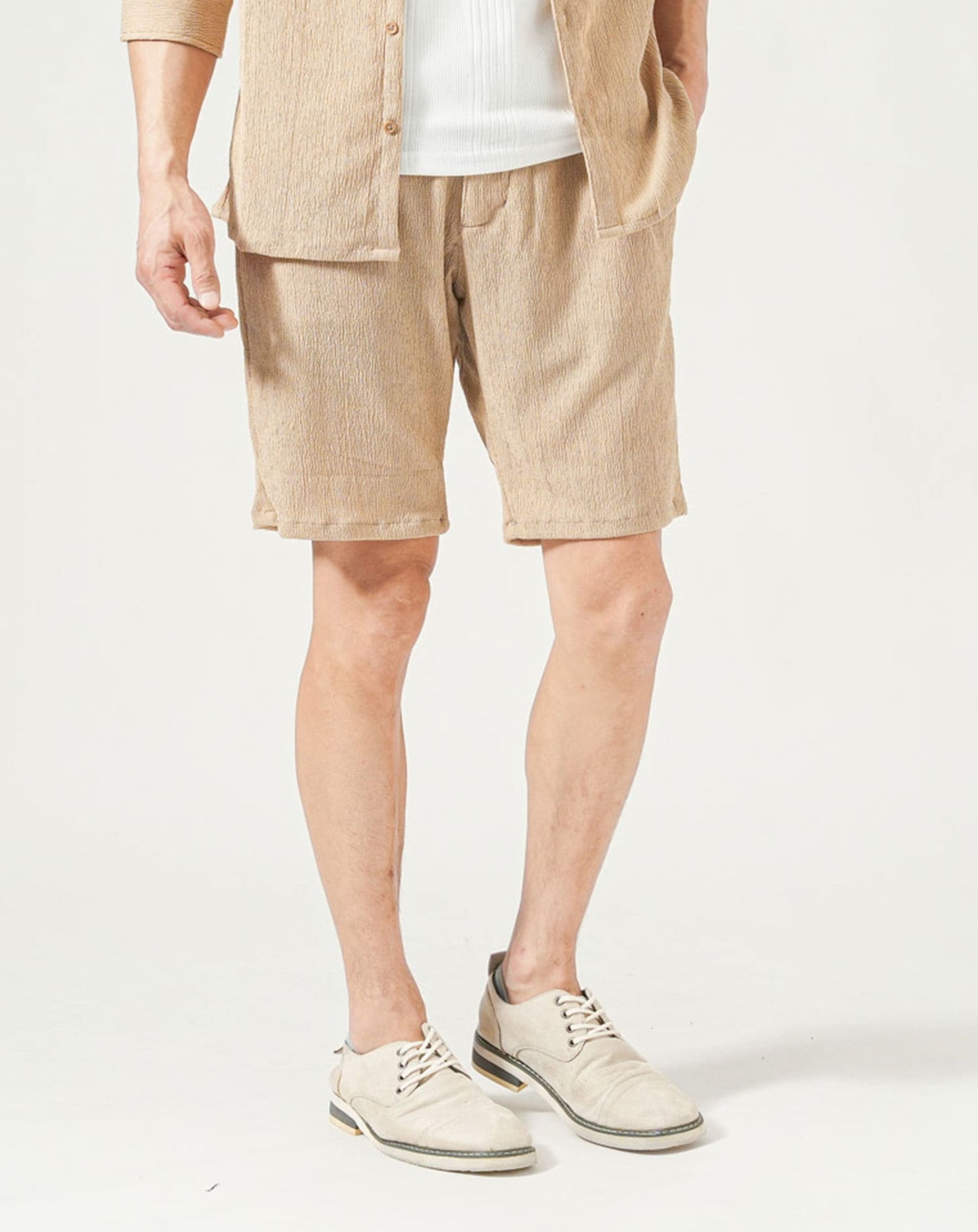 ベージュ(ハーフパンツ)　H183cmW63kg 着用サイズ:Ｌ