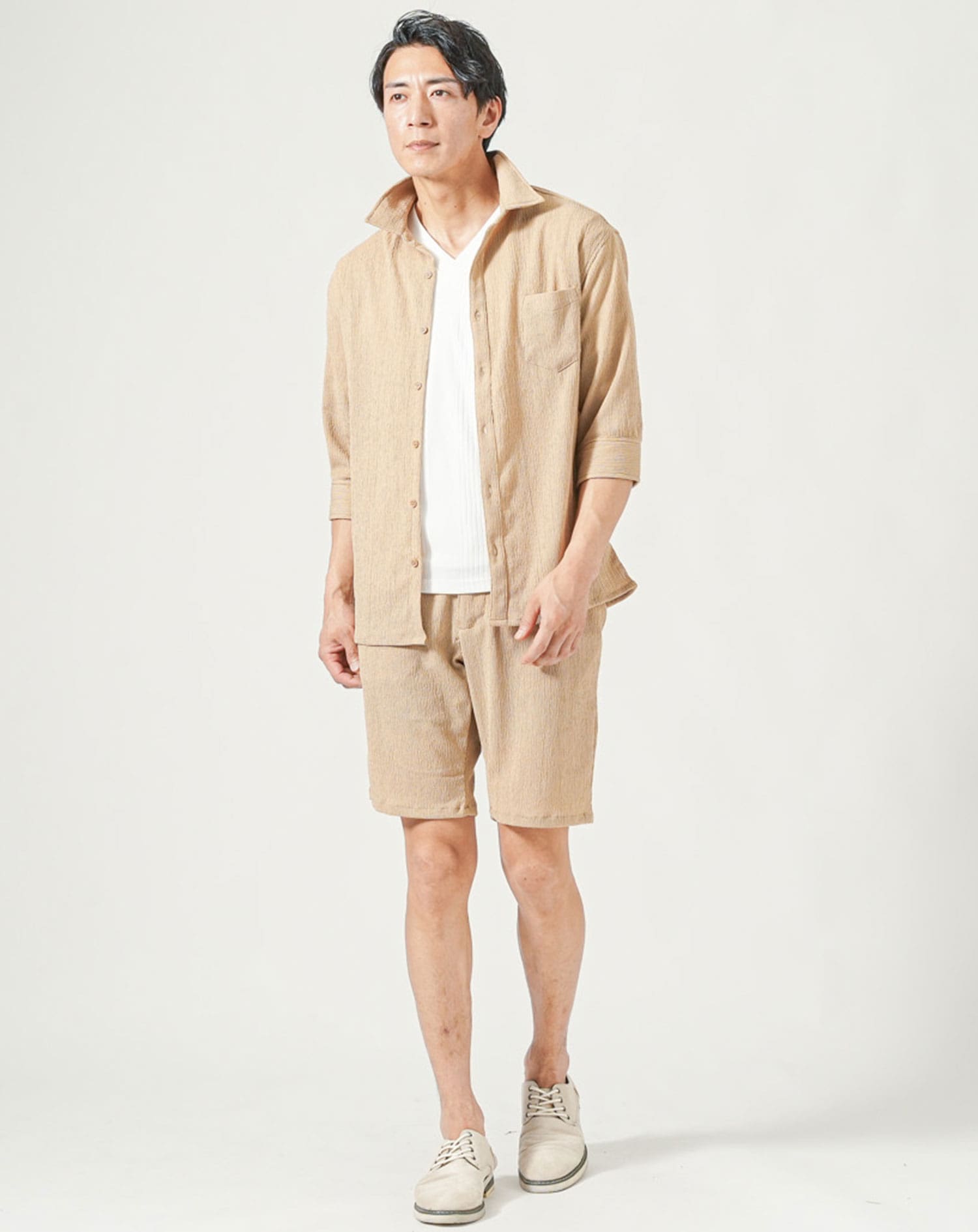 ベージュ(ハーフパンツ)　H183cmW63kg 着用サイズ:Ｌ