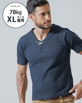 がっちり体型で肩幅広いマッチョにおすすめヘンリーネック半袖Tシャツ