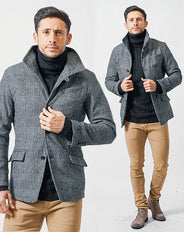 がっちり体型の方におすすめ冬の3点コーデセット グレンチェックメルトンジャケット×黒タートルネックニット×ベージュスリムチノパンツ